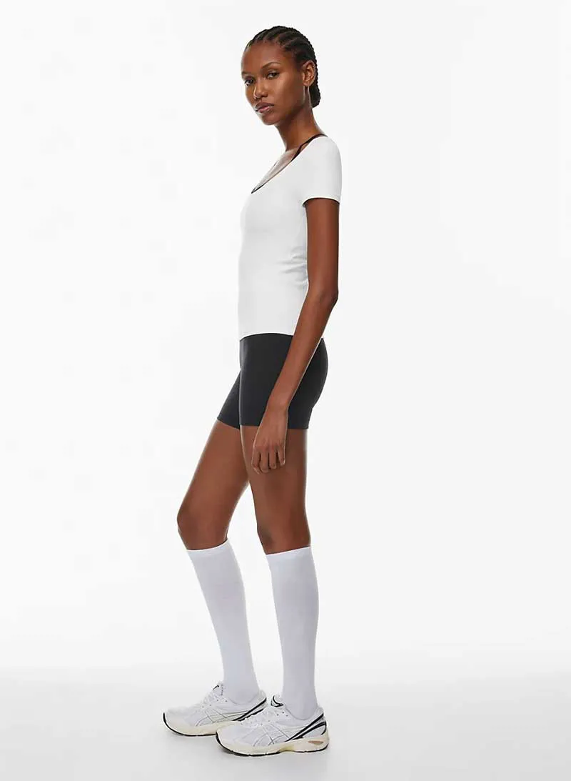 BUTTER Essential Scoopneck T-Shirt