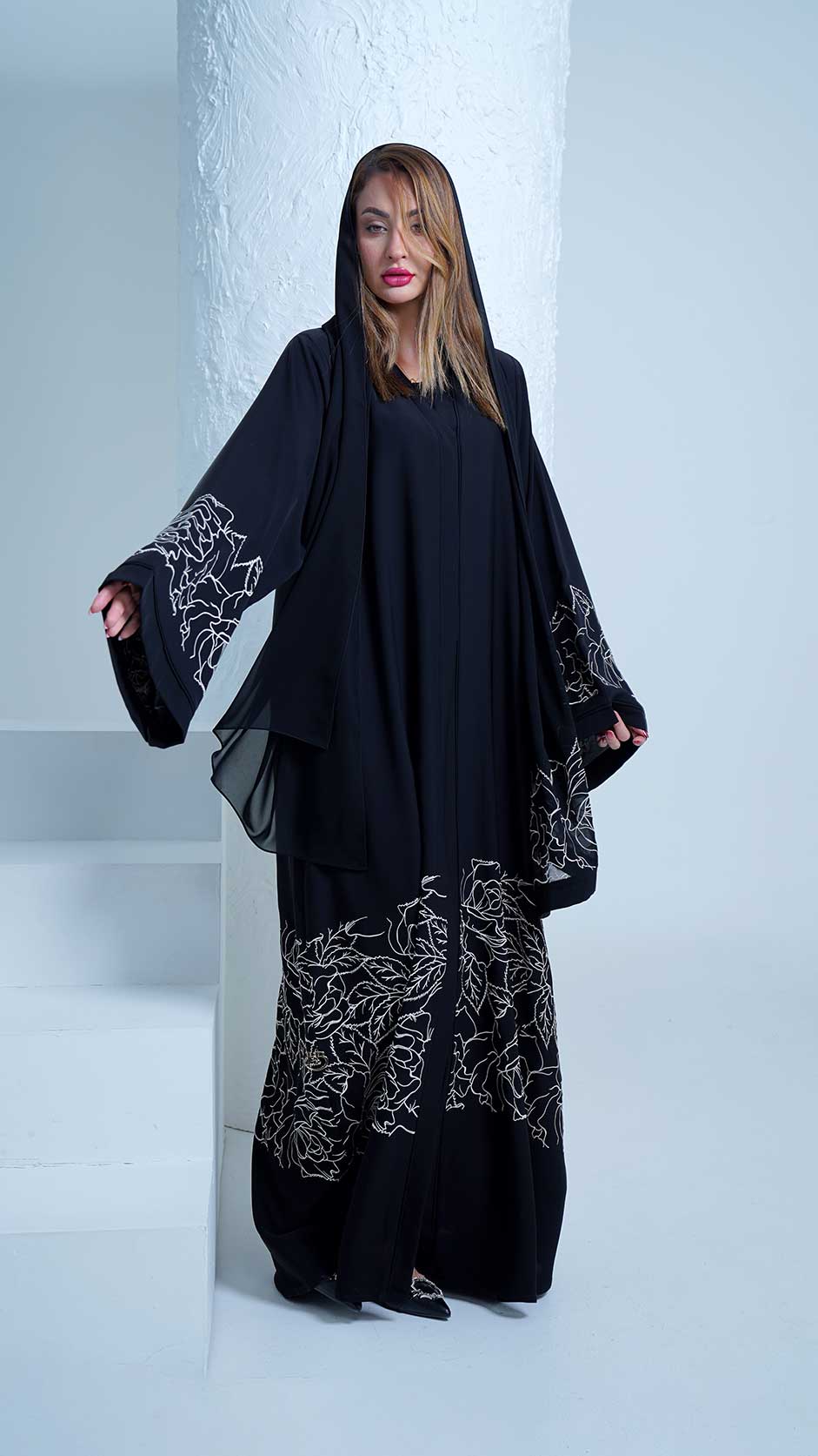 COMPUTER MACHINE EMBROIDERY ABAYA