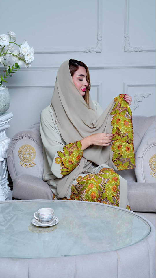 FLORAL DANTEL ABAYA